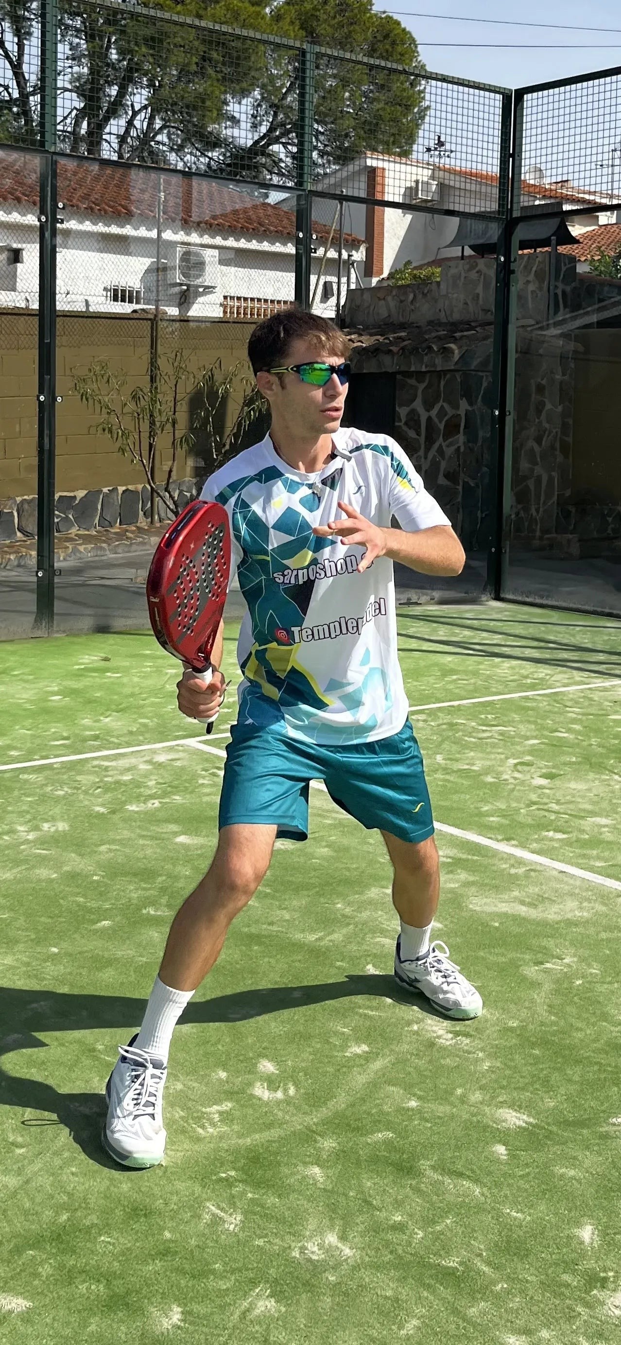 Camiseta de Pádel Blanca y Turquesa Geométrica - Sarposhop